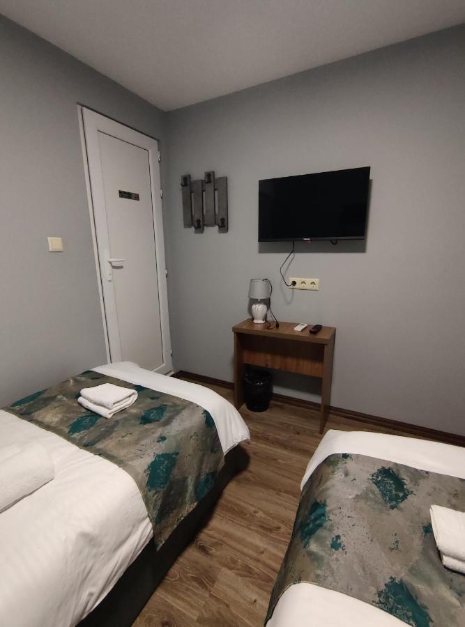 Tbilicity Hotel ティビリシ エクステリア 写真